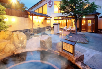 【手ぶらde蔵の湯♪】ホテル近くの大人気銭湯で湯ったりのんびり～☆旅の疲れを癒しましょ♪○1泊朝食付き